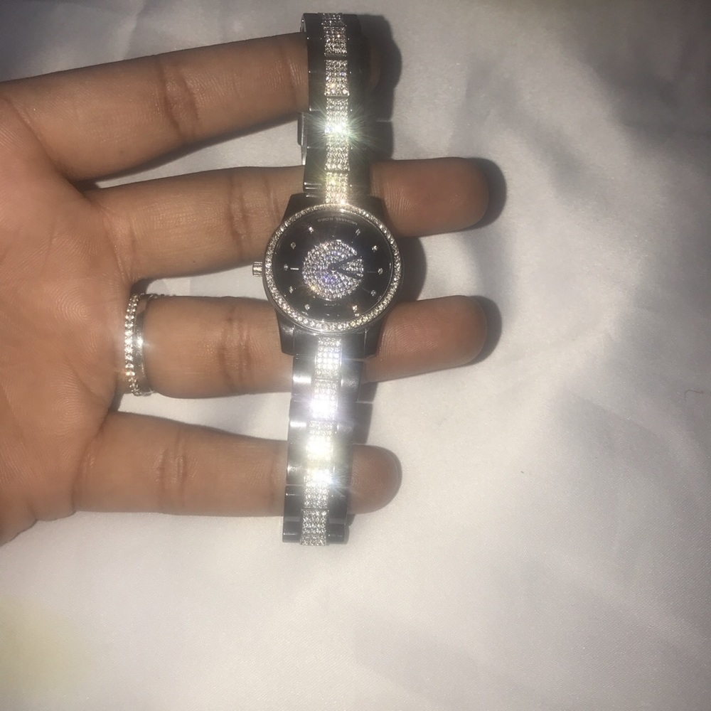 MK WATCH